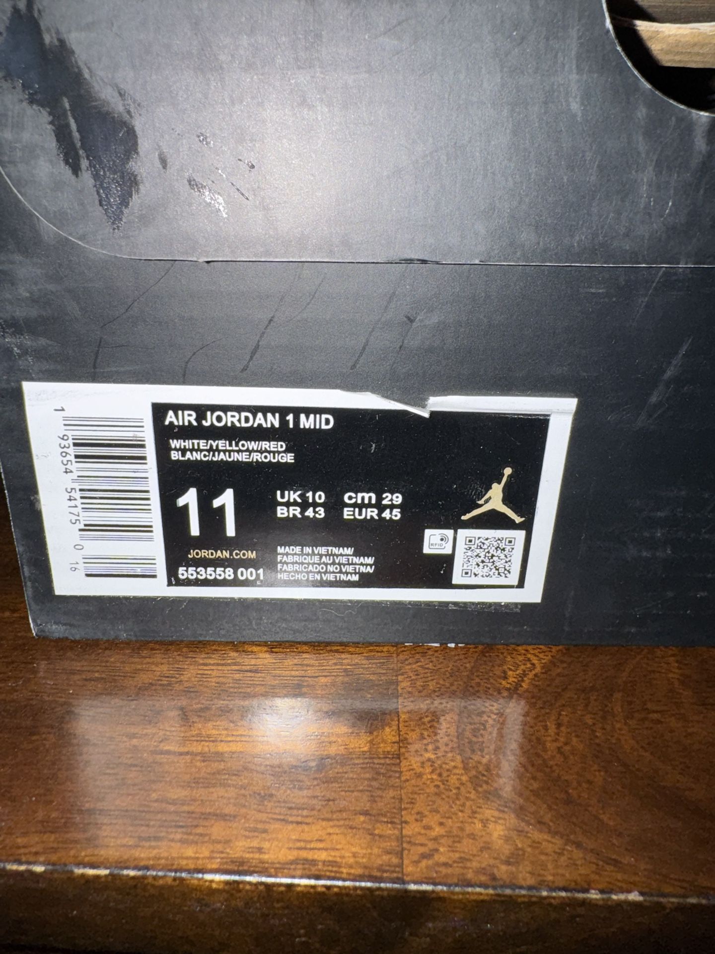 Air Jordan 1 MID