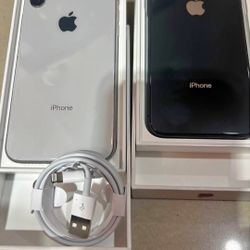 iPhone X Unlocked With Warranty ☺️ 
