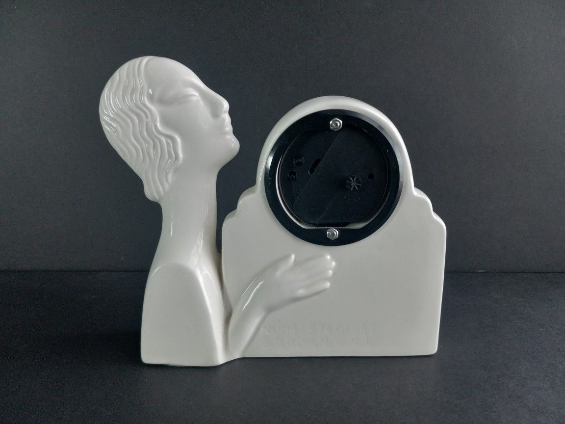 Vintage 1983 Ceramic Figural Art Deco Style Desktop Clock Vintage 1983 Ceramic Figural Art Deco Style Desktop Clock