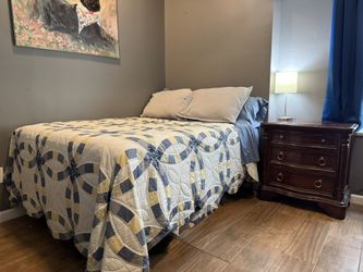 Full Bedroom Set + TV 