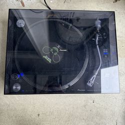 Pioneer PLX-1000 DJ Turntable x2