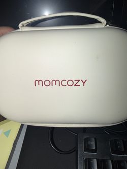Momcozy portable breast pump