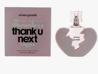 Ariana Grande Perfume