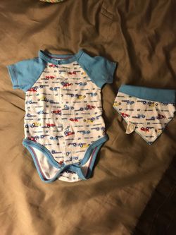 Onesie and bib