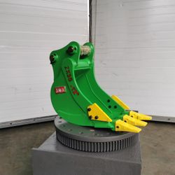 Mini Excavator Hitachi ZX-35 Bucket GP 12-inches Width. Without the Pin.