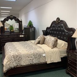 Six piece bedroom set