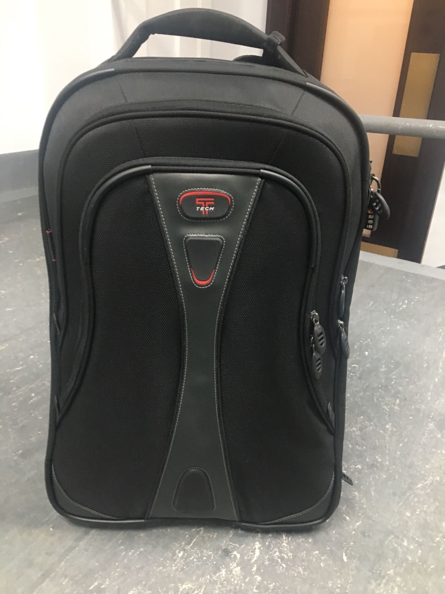 Tumi T Tech 22” Pulse Madison Carry on Luggage