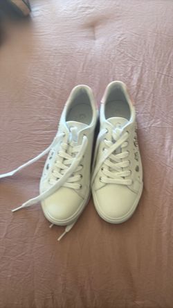 White Low-Top Sneakers with Pink Accent