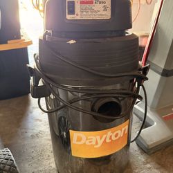 Dayton wet/dry shop vacuum (Model 4TB90)
