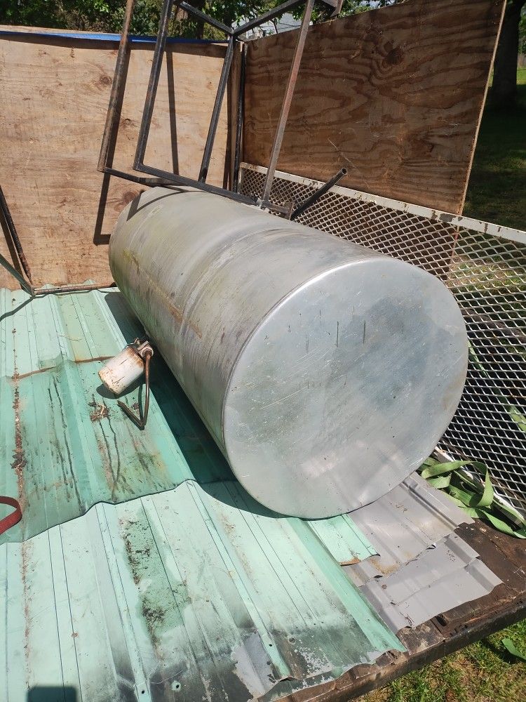 Aluminum Diesel Tank With Stand