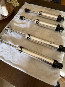 QA1 single adjustable shocks