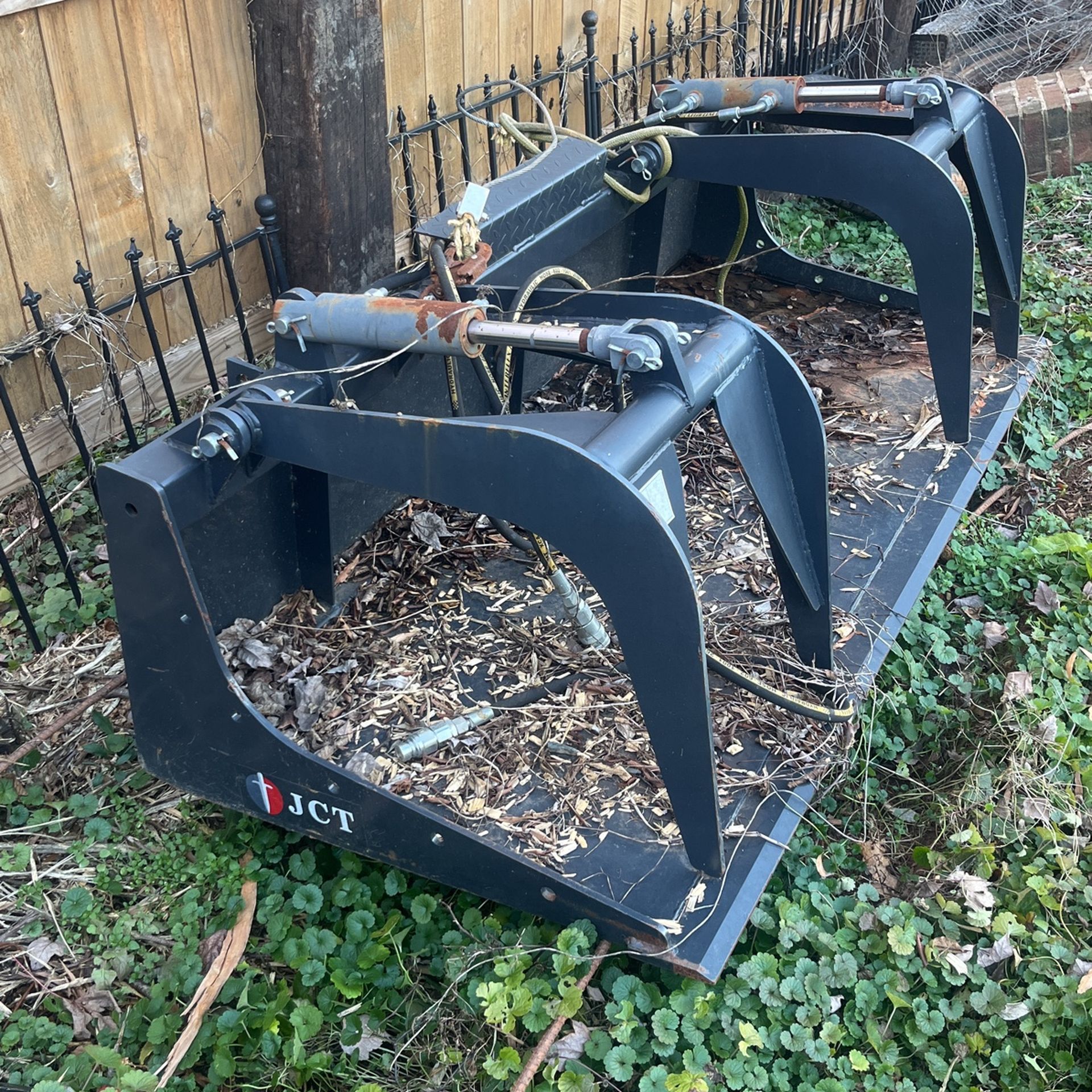Skid Steer Grapple 
