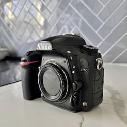 Nikon D750