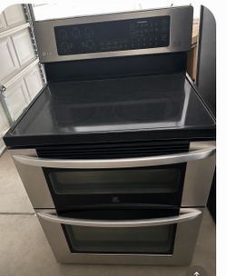 LG Stove