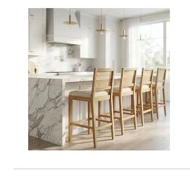 Set of 4 brand new in box bar stools