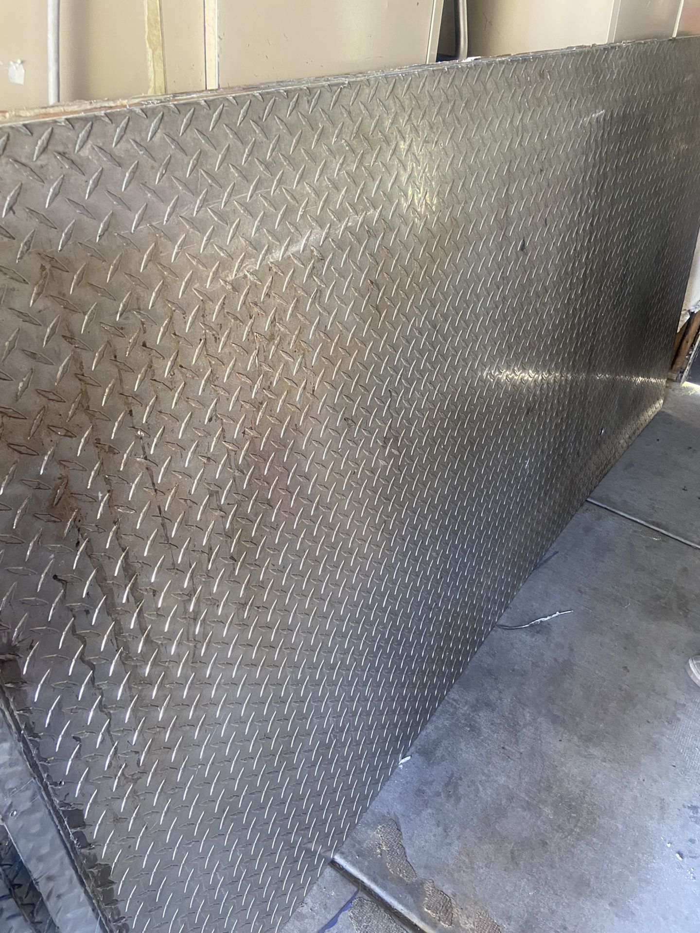 Diamond Plate Steel 4x8 Sheets