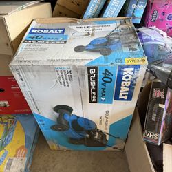Kobalt 40-volt, (1) 5 Ah 20-in Self Propelled Battery Walk Mower, Bagger Included