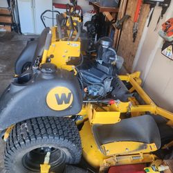 61 inch Wright mower with Vanguard Engine almost new!
