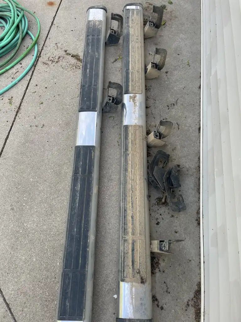 Running Boards Off GMC Sierra