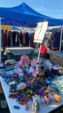7th St., Flea Market, Dollar sale, Modesto