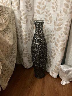 Decorative floor vase