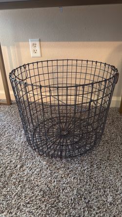 Target Metal Wire Basket
