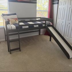 Pottery Barn Bunk bed 