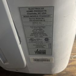 Frigidaire Dehumidifier 50pt