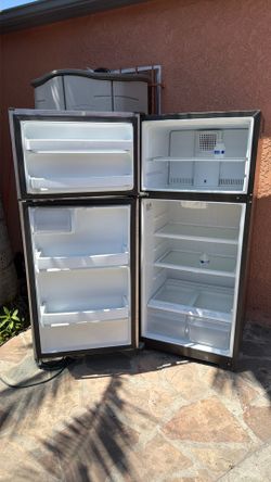 Refrigerador muy bueno $150
