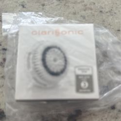 *NEW CLARISONIC. BRUSH HEAD