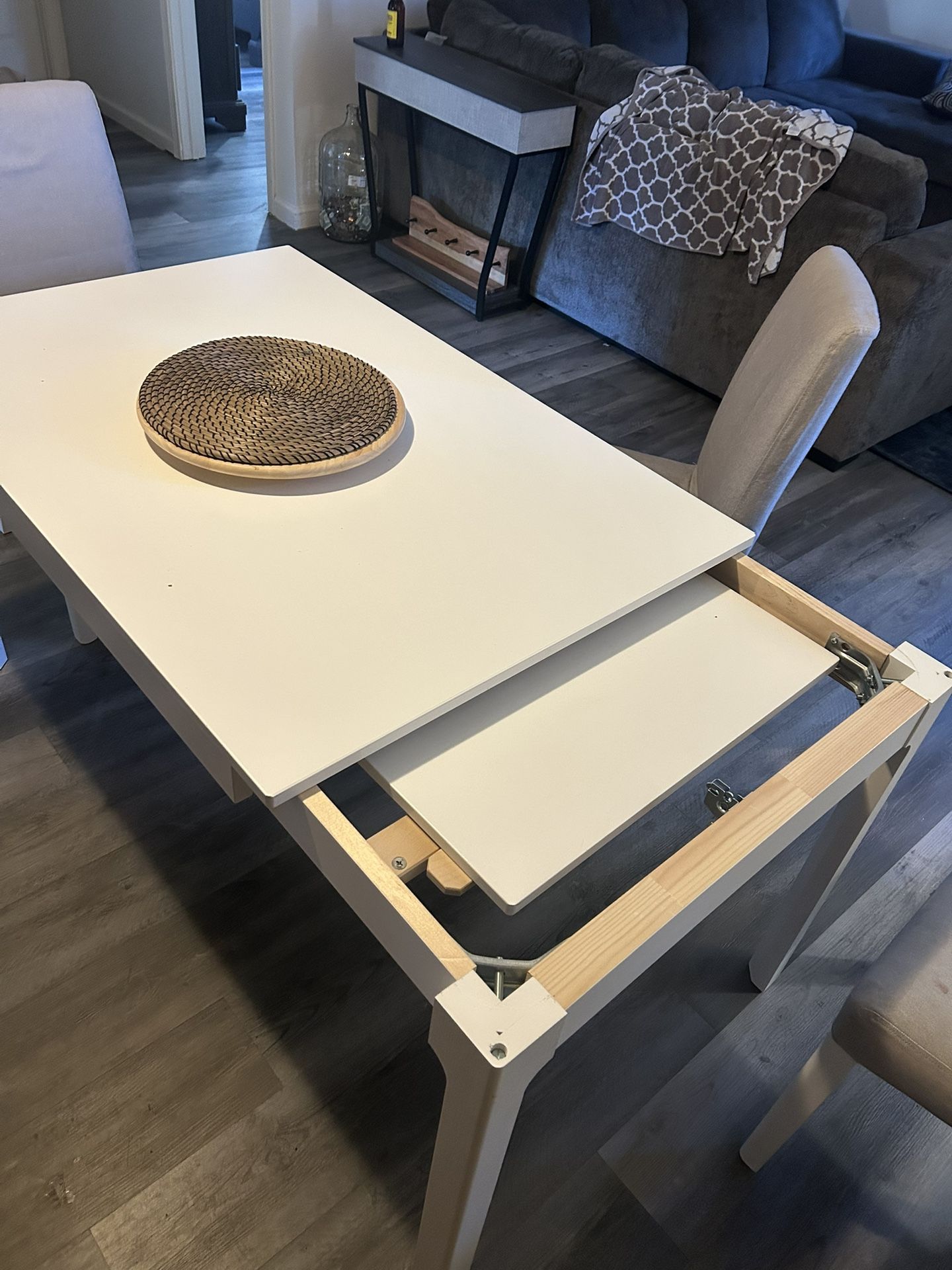 6 Person Extendable Table (IKEA)