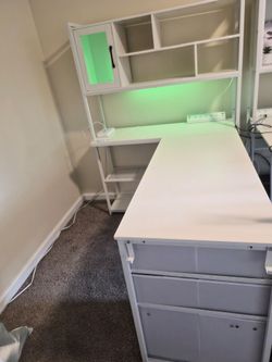 L Shaped Computer Office Desk with 3 Drawers and Bookshelf