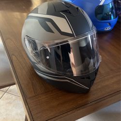 Bolt Motorcycle helmet Brand New