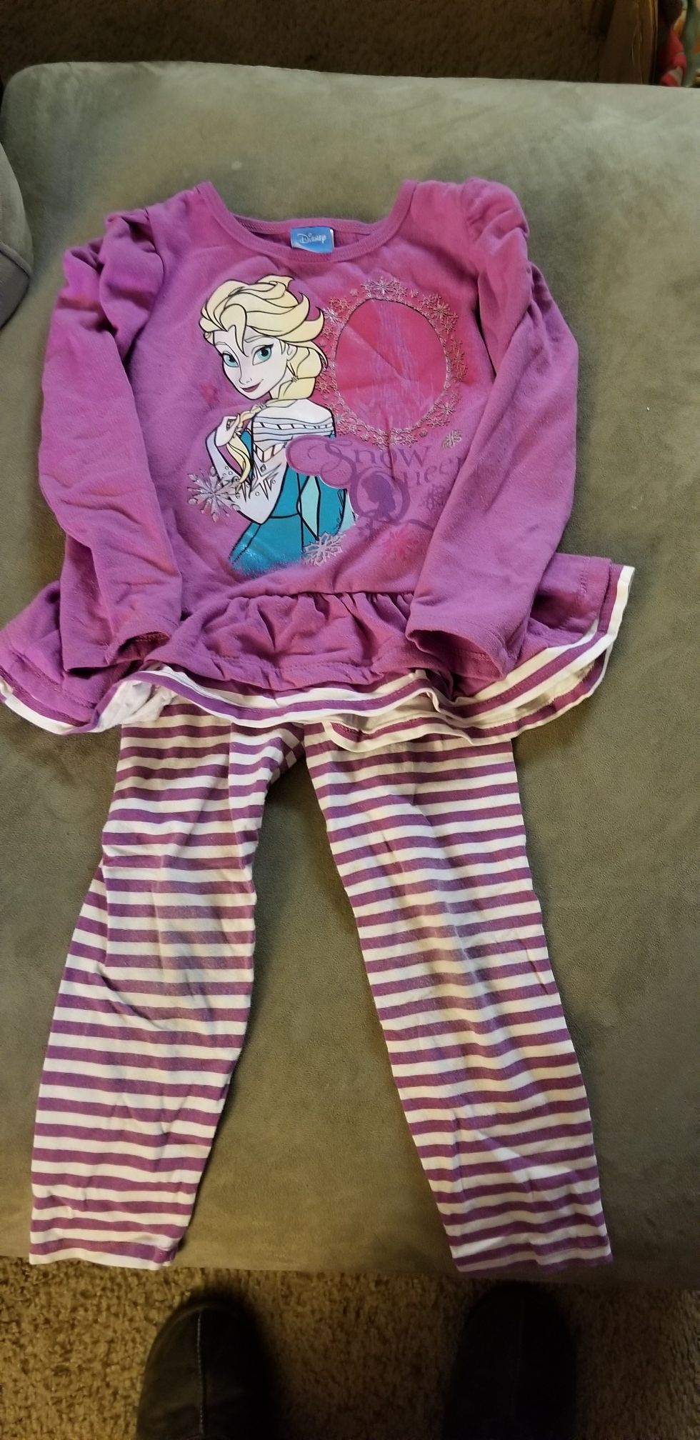 Frozen outfit