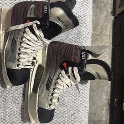 Bauer Vapor VIII Hockey Skates, Size 13D