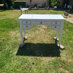 Vanity And Mirror- White