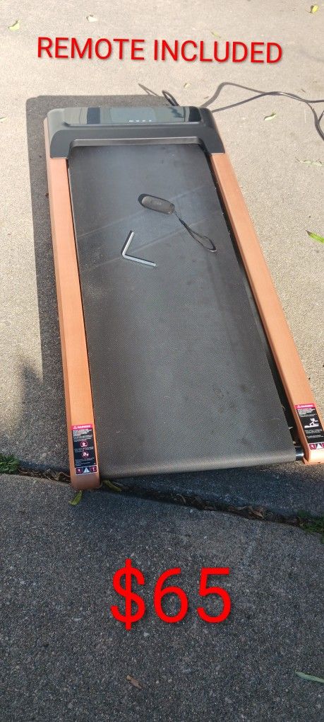 UNDER DESK WALKING TREADMILL