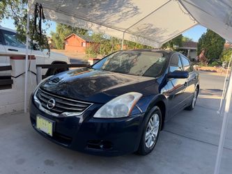 Nissan Altima 2010
