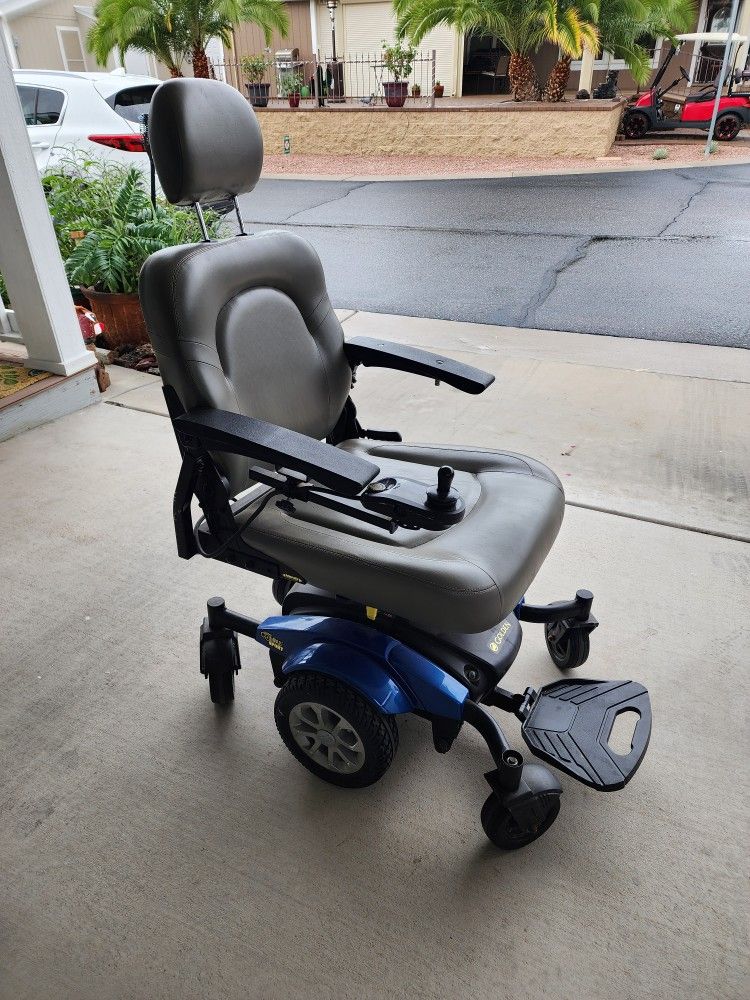 powered wheelchair