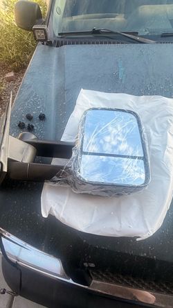 Tow mirrors
