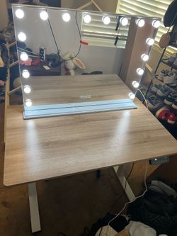 Standing desk