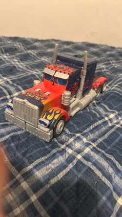 2007 Leader Class Optimus Prime