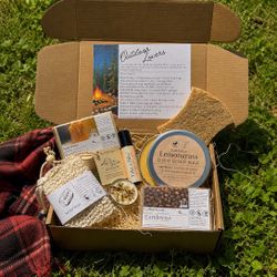 Outdoor Lovers Natural Skincare Box