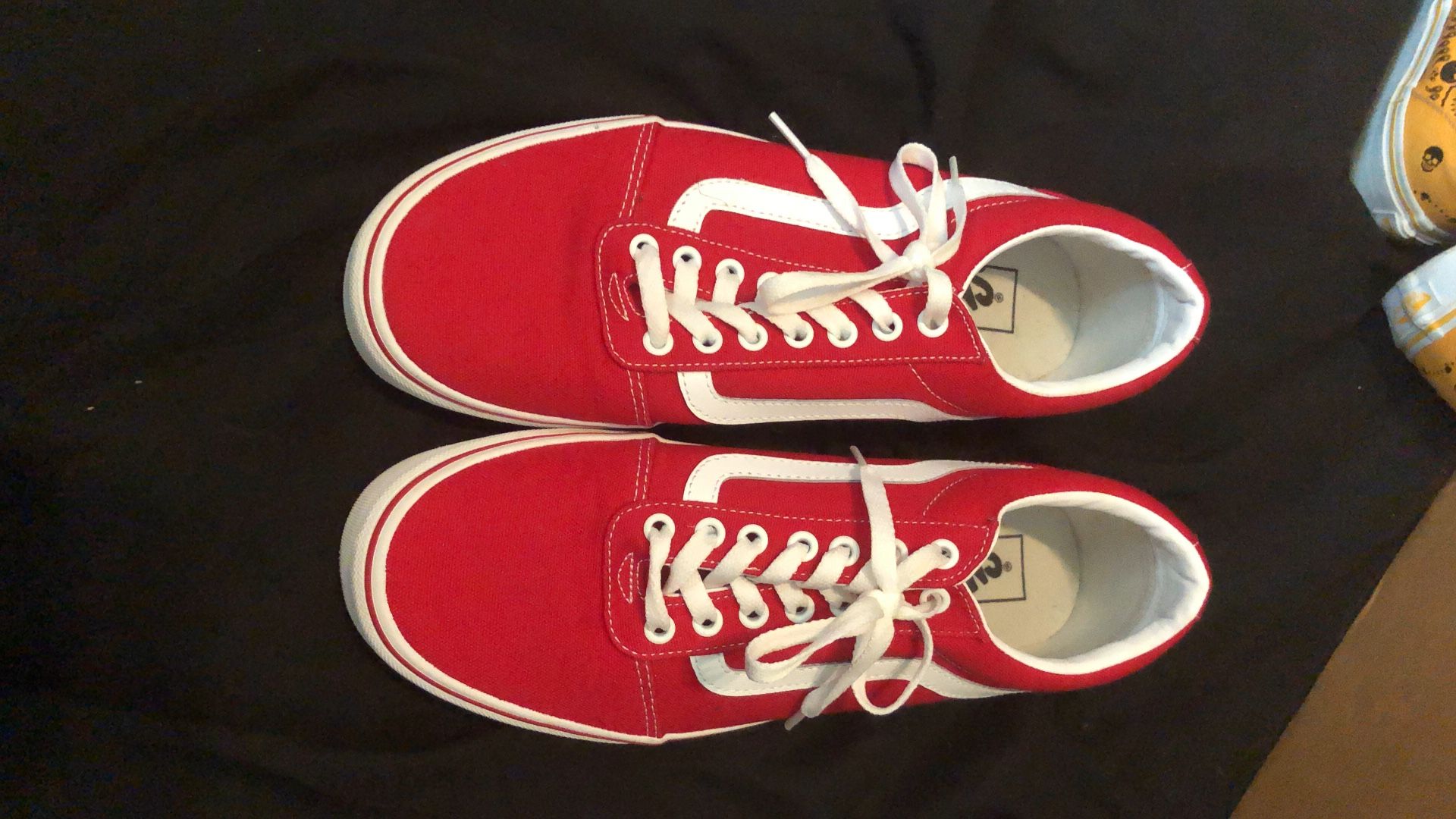 vans ‘racing red’ men size 10
