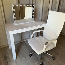 Vanity  Chair 