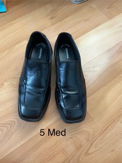 Youth dress shoes