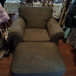 Used Large Chair With Ottoman 