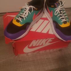 Air Max's 1. Windbreaker