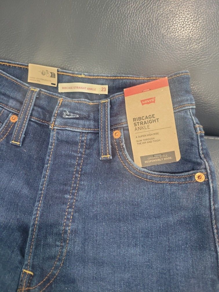 Brand New Levis Jean