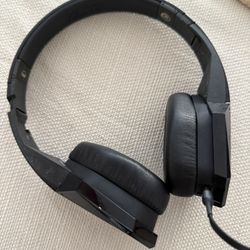 Diesel Monster Noise Division Vektr Over Ear Headphones 3.5 Mm Jack Wired